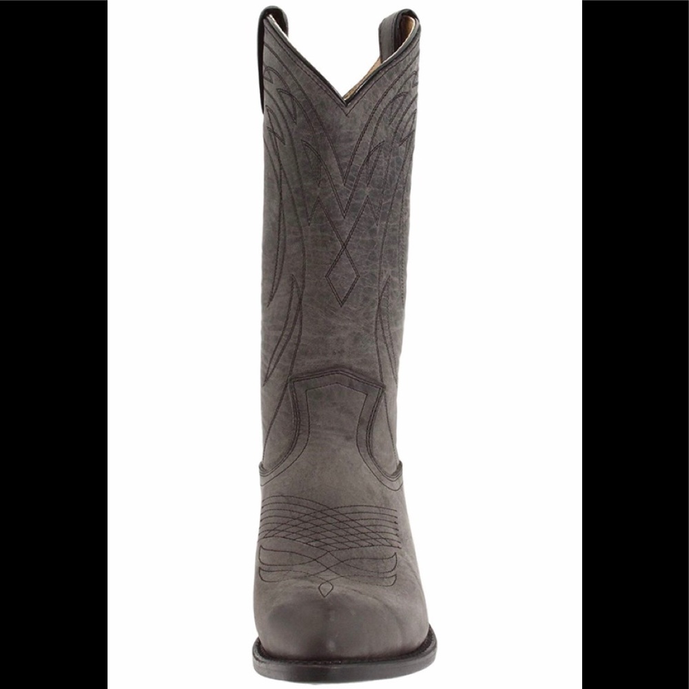 Frye Billy pull on cowboy boots